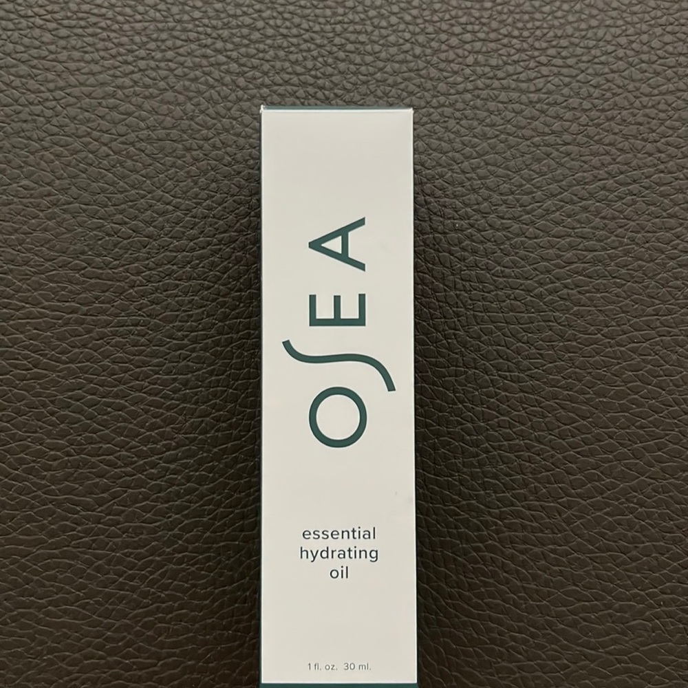 New Osea Essential Hydrating Oil